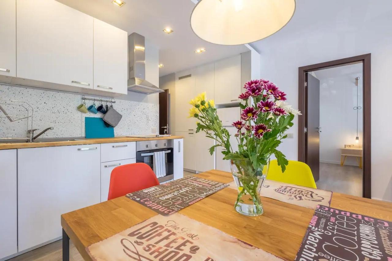 Quiet & Airy Modern Apt. Top Centre Free Parking София Экстерьер фото